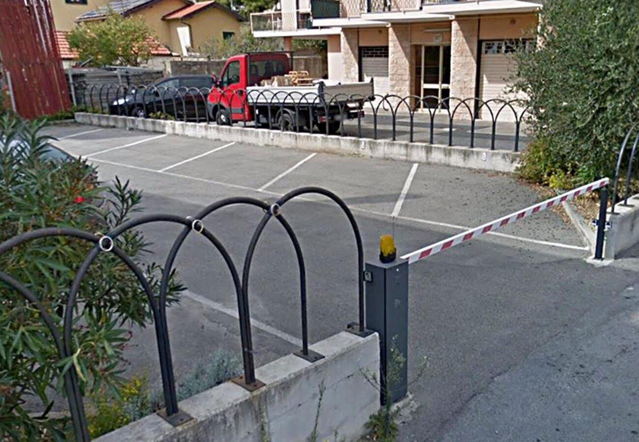 Apartament Posto Auto Gratuito Relax A 30 Metri Dal Mare Riva Ligure Zewnętrze zdjęcie